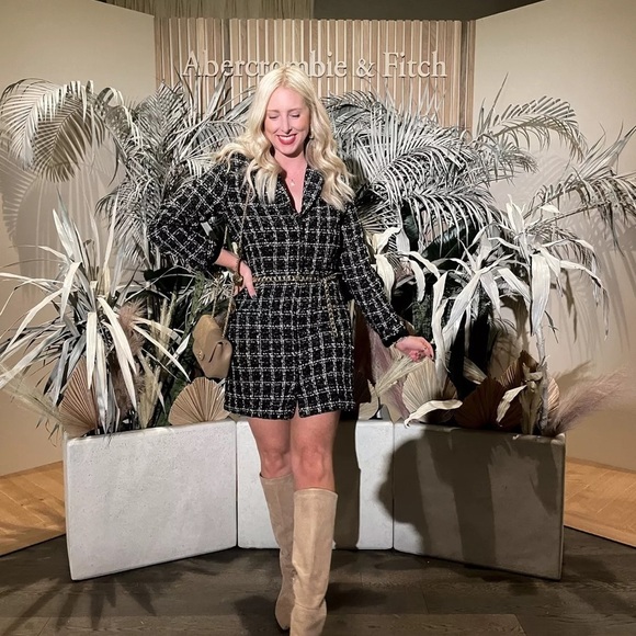 Abercrombie & Fitch Dresses & Skirts - Abercrombie tweed blazer dress black size xsmall